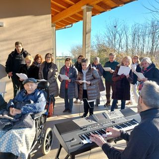 Mongrando, il Presepe del Vallino interpretato dai bambini: grandi emozioni alla residenza Ines e Piera Capellaro.
