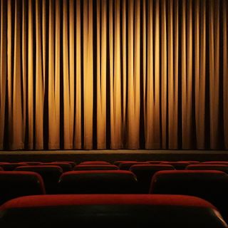 A teatro per non dimenticare, il Liceo di Cossato presenta gli appuntamenti in programma.