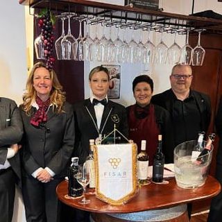 Enoteca Symposium di Chiavazza: Ritorna l'AperiFisar con Vermoth Sherry e Porto