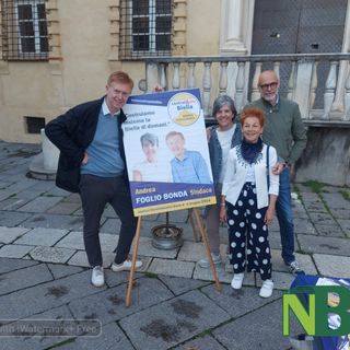 Amministrative 2024, Andrea Foglio Bonda e "Attivisti del fare" in Piazza Cisterna - Foto Alessandro Bozzonetti per newsbiella.it