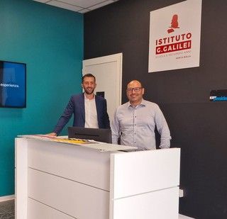 Nel Mondo dell’Istruzione risulta spesso difficile assistere i giovani che cercano di intraprendere una carriera agonistica in giovane età