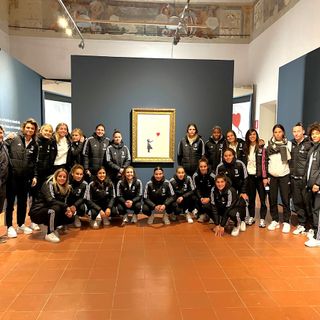 Juventus Women in visita alla mostra Biellese: alla serata oltre 100 calciatrici.