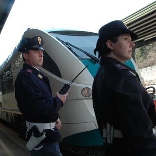polizia treno