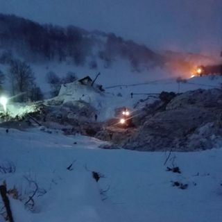 Soccorso Alpino: Prosegue il lavoro all'Hotel Rigopiano