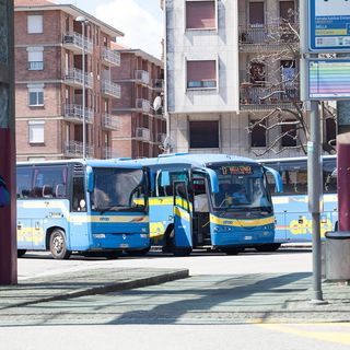 Stop ai biglietti tradizionali dei bus, da novembre in vendita titoli di viaggio "elettronici"