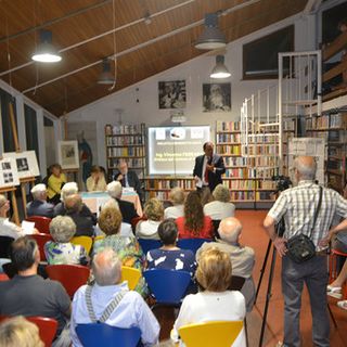 Pollone, la biblioteca chiude per ferie