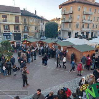 Borgo di Babbo Natale a Candelo, nel fine settimana oltre 9 mila presenze, foto Alessandro Bozzonetti per newsbiella.it