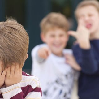 Biella, “Deriso e isolato dal gruppo”: sospetti episodi di bullismo nello sport