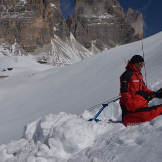Per gli sciatori: I Carabinieri informano sui pericoli valanghe e invitano alla prudenza