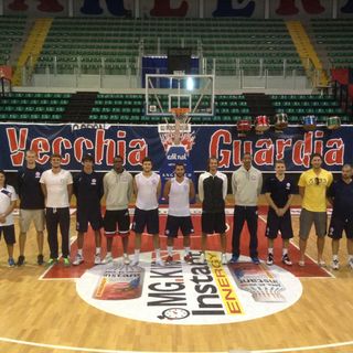 Fai canestro con i campioni dell'Angelico