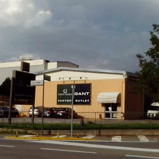 Polizia: L’8 giugno in aula per il furto all’ex Fred Perry