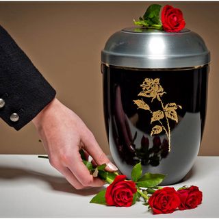 Uniti per sopportare il dolore, si forma una class action per i parenti dei defunti cremati