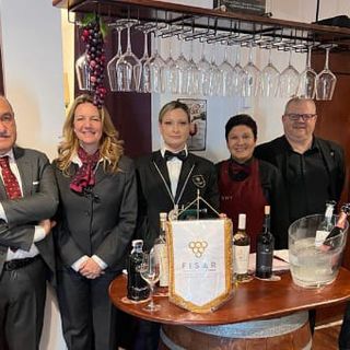 Ritorna l'AperiFisar all’enoteca di Chiavazza “Symposium Wine Training”