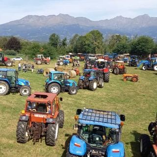 Zubiena: una novantina i trattori alla Festa dei Campagnin, FOTO