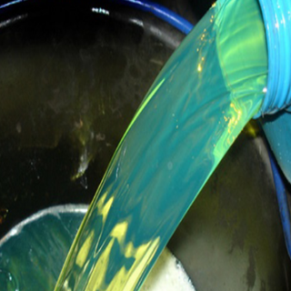 Gasolio nell'Elvo per la perdita da una cisterna, a Occhieppo Superiore intervengono i Vigili del Fuoco