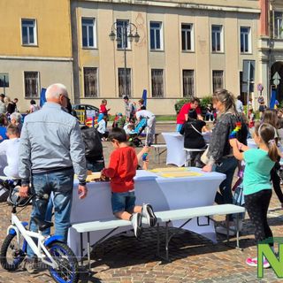 Bambini entusiasti alla riscoperta dei giochi all'aperto - Foto Nicola Rasolo per newsbiella.it