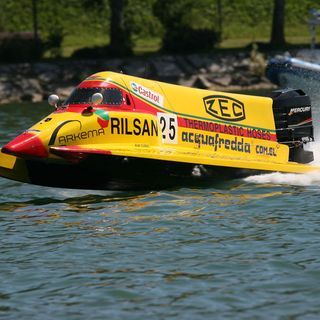 Motonautica e Acquabike: rombano i motori a Viverone
