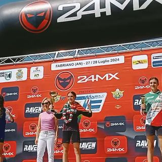 La giovane Leila Olimi al Trofeo delle Regioni Minienduro