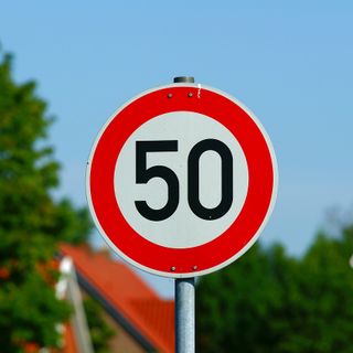 Sicurezza stradale, la Provincia ha istituito nuovi limiti e divieti permanenti sulle provinciali biellesi - foto pixaby