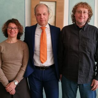 L'assessore Roberta Gusella, il sindaco Paolo Maggia e l'assessore Luca Mazzali