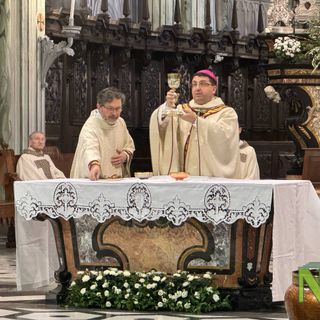Il Vescovo Farinella nella messa di Pasqua in Duomo: "Apriamo il nostro cuore alle persone che ne hanno bisogno" FOTO di Davide Finatti per newsbiella.it