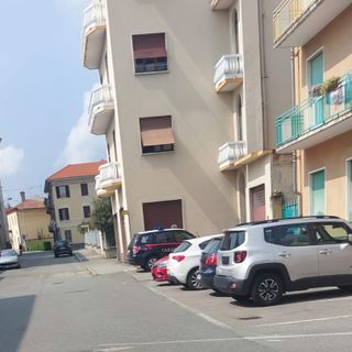 Chiavazza, Carabinieri intervengono per una lite tra vicini