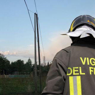 Salussola, camion danneggia palo della Telecom, foto archivio