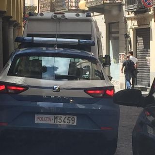 Minaccia il suicidio, uomo in forte stato di agitazione