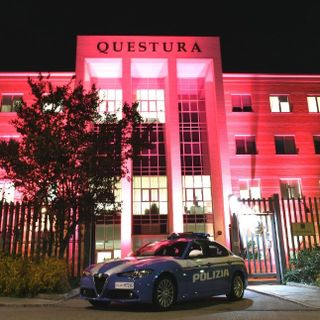 #aiutiamoledonneadifendersi, la Polizia di Stato rinnova l’impegno nella lotta alla violenza di genere