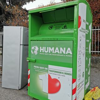 Chiavazza: l'inciviltà negli scatti di una nostra lettrice