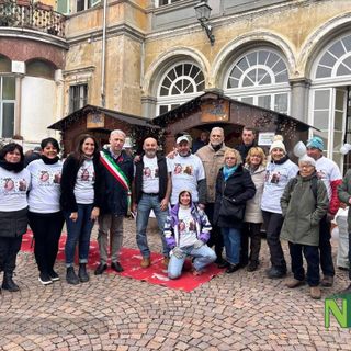 Mille Euro per la Lotta alla SLA dal Mercatino di Sordevolo in nome di Andrea Fogliano e Laura Isabelle Carusi FOTO e VIDEO Toffetti e Benedetti