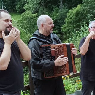 Concerto a Biella con i “Tribeba” al suono di scacciapensieri sardi e piemontesi.