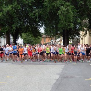 Podismo - Lara Giardino e Emanuele Ladetto i più veloci al Giro delle Fontane
