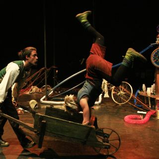 Tesla e la scienza del mondo a teatro