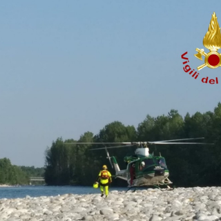 Dal Nord Ovest - Si immergono nella Sesia e vengono trascinati via dalla corrente FOTO e VIDEO