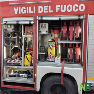 Roppolo, camino in fiamme, arrivano i Vigili del Fuoco