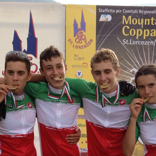 Xillo campione italiano di mountain bike con la  squadra piemontese