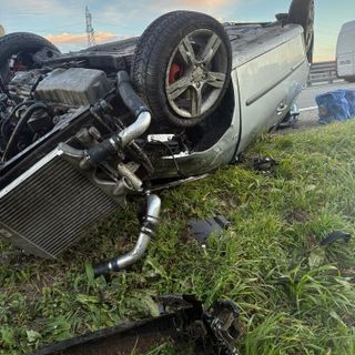 Dal Nord/Ovest: Auto si ribalta sulla Torino-Aosta: traffico rallentato verso il Piemonte