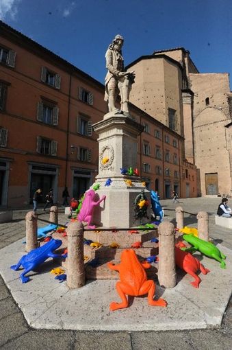 Cracking Art Group invade Bologna Cracking Art Group invade Bologna