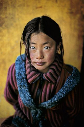 “Uplands & Icons” approda a Biella la mostra di Steve McCurry. “Uplands & Icons” approda a Biella la mostra di Steve McCurry.