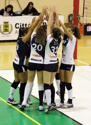 Volley femminile - A Botalla Formaggi il derby con Infa SprintVirtus