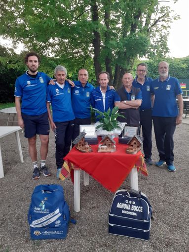 Le due terne finaliste a Romagnano Sesia - Foto Federbocce