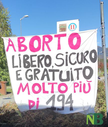 Giornata internazionale per l’aborto libero e sicuro, anche a Biella la protesta, foto chiarini per newsbiella.it Giornata internazionale per l’aborto libero e sicuro, anche a Biella la protesta, foto chiarini per newsbiella.it