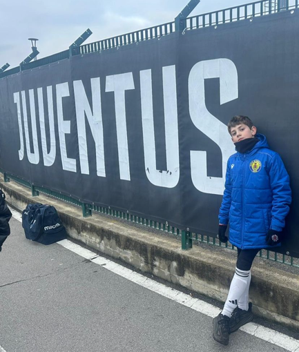 Calcio, un giovane del Città di Cossato si allena con la Juventus