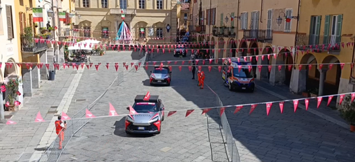 Giro d'Italia, il passaggio della Carovana rosa dal Bottalino a Mongrando VIDEO