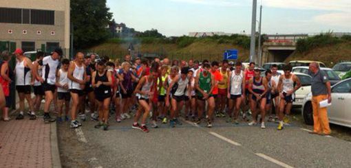 Podismo benefico - Un centinaio di partecipanti a "Pian Pian par Durzan"