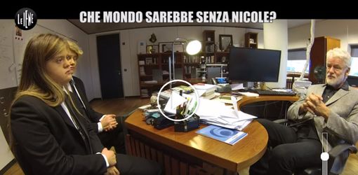 Nicole Orlando in Islanda con le Iene: "Un mondo di uguali è orribile" Nicole Orlando in Islanda con le Iene: "Un mondo di uguali è orribile"