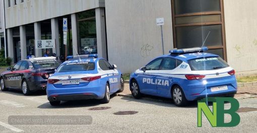 Biella, Polizia e Carabinieri perquisiscono un'abitazione: l'uomo va in escandescenza - Foto di repertorio
