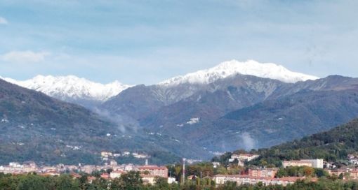 Prima nevicata sulle montagne del Biellese (servizio di Mauro Benedetti per newsbiella.it)