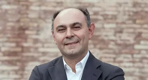 Comizio per il referendum: “No ai pieni poteri”, a Biella anche il senatore AVS De Cristofaro